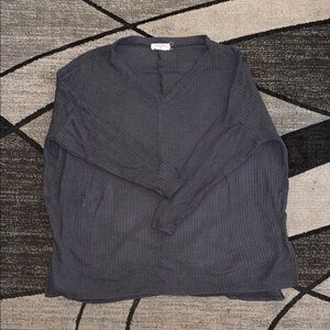 Zenana Charcoal V-Neck Sweater women size M